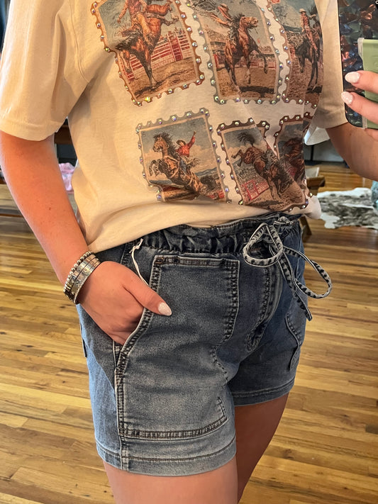Pull on patch pocket shorts 