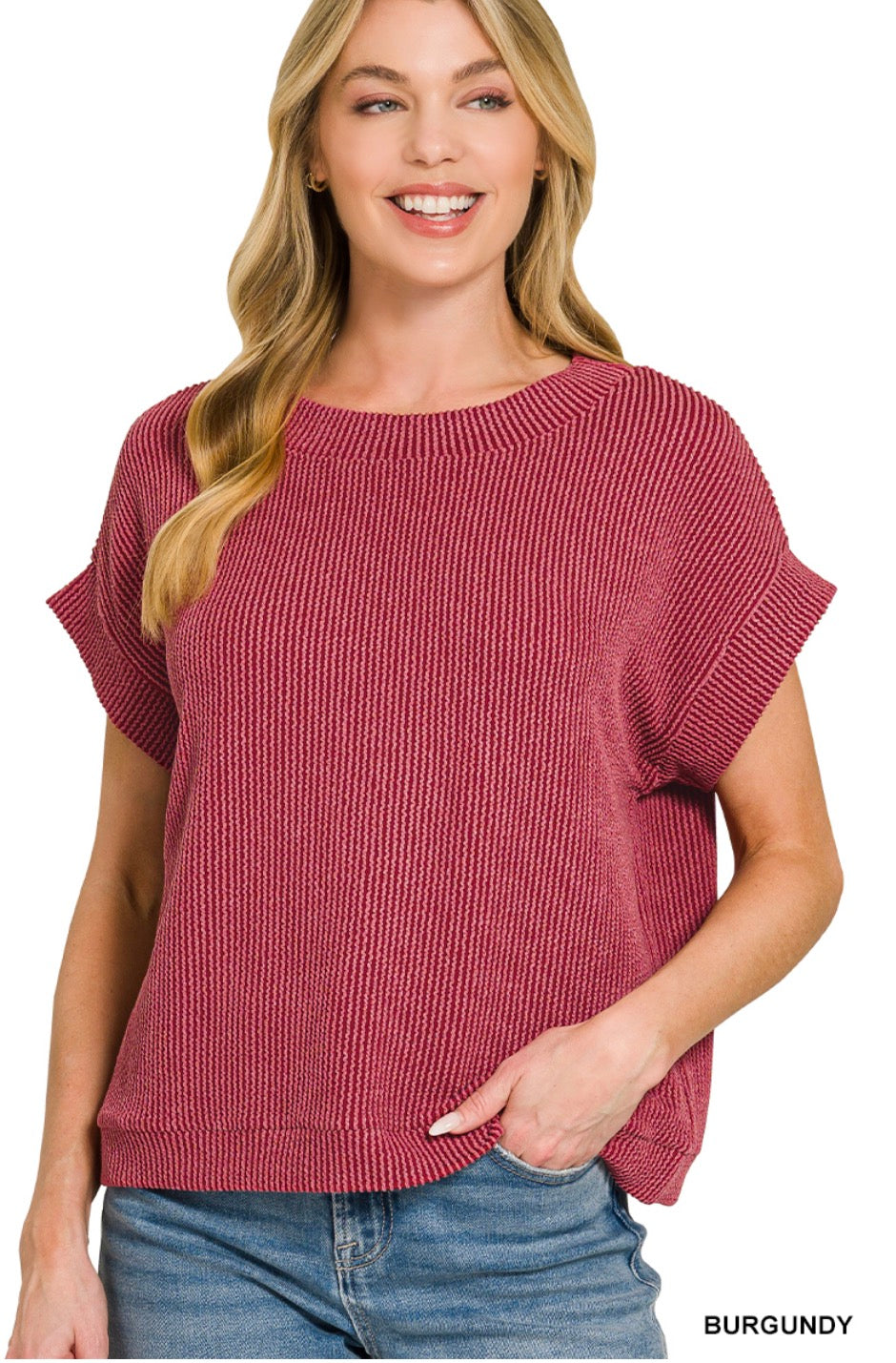 Raised rib short sleeve.