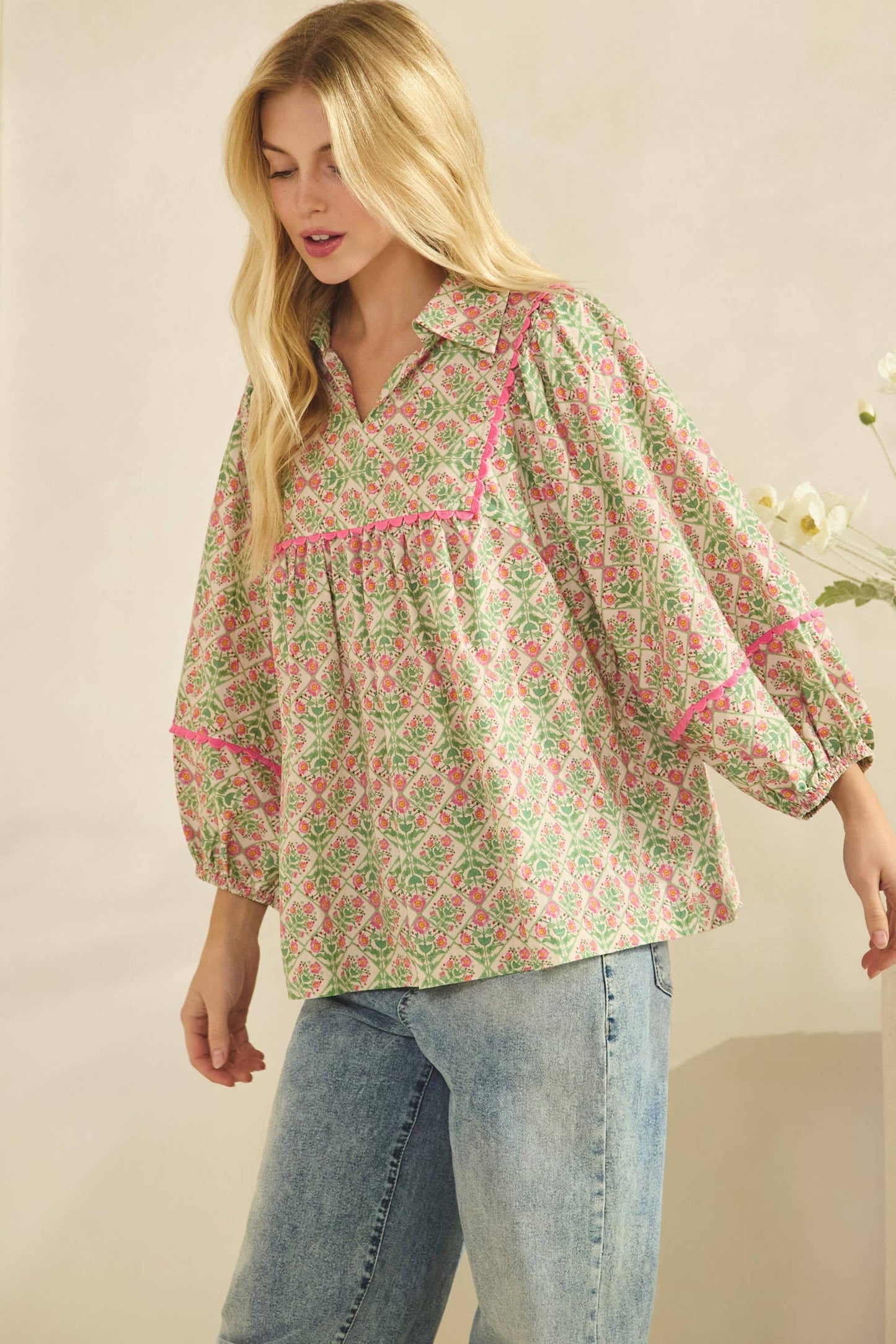 VINTAGE FLORAL PUFF SLEEVE TOP