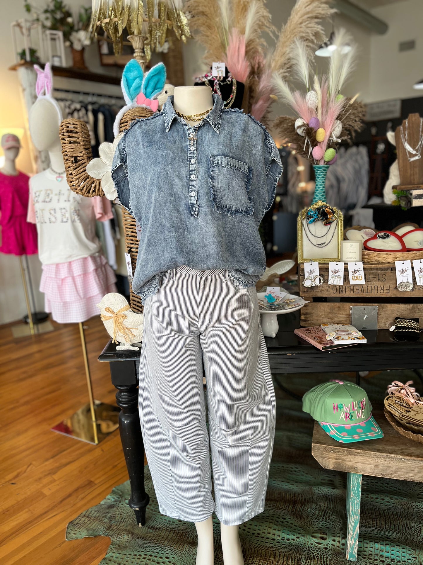 Striped barrel jeans