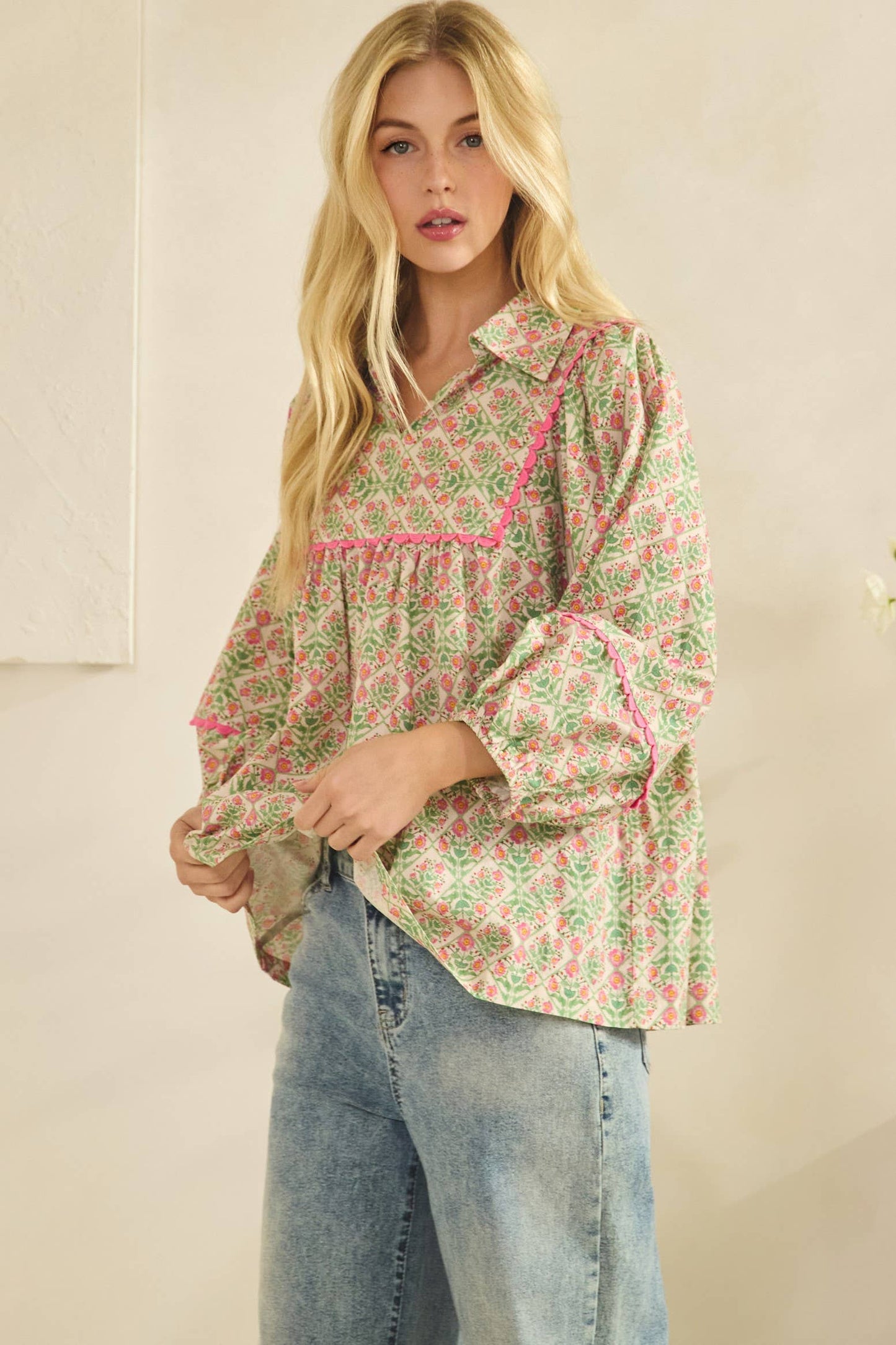 VINTAGE FLORAL PUFF SLEEVE TOP