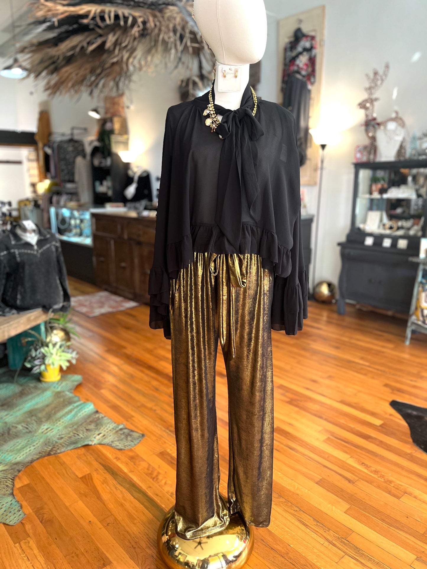 METALIC SLINKY CASUAL PANTS