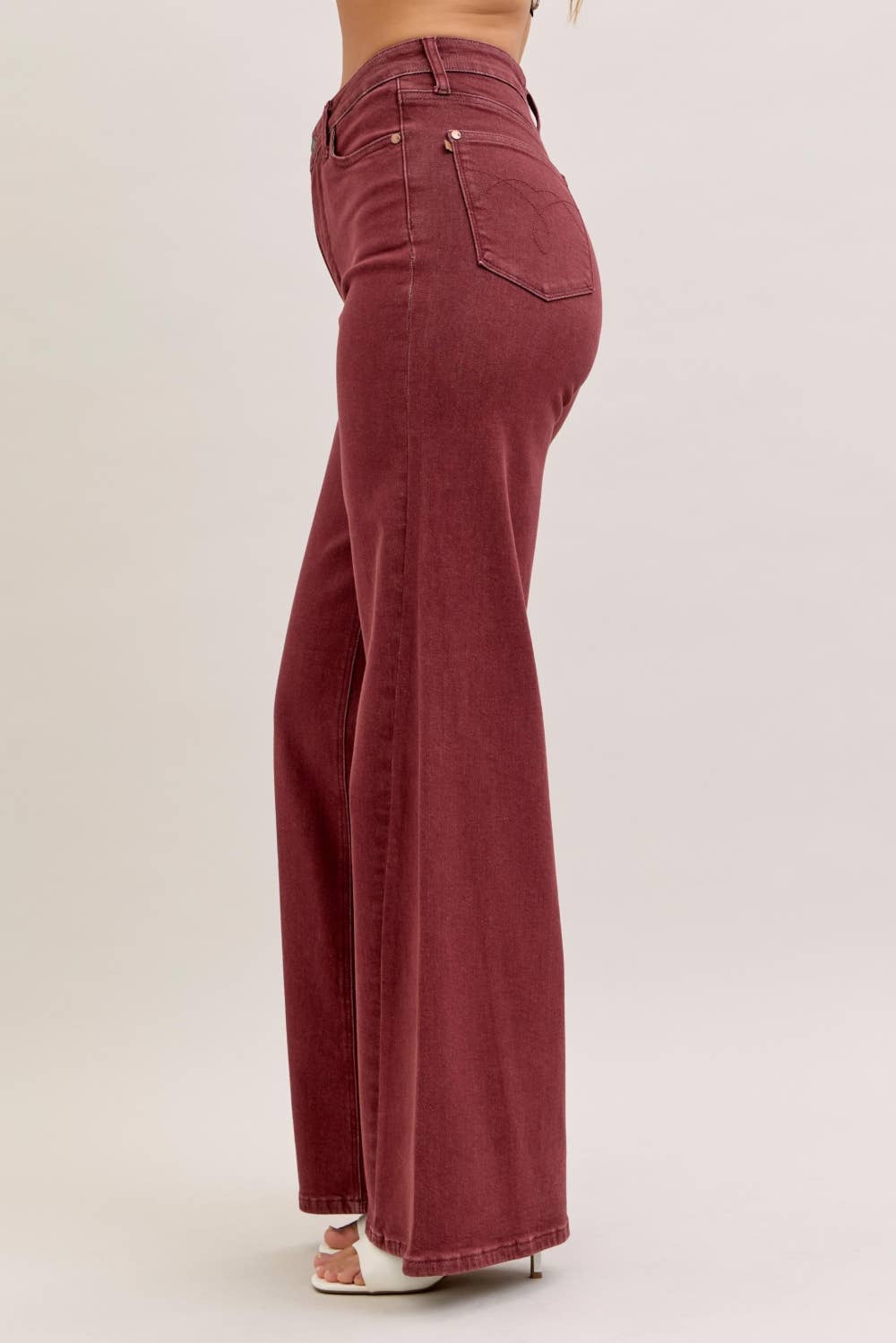 Retro Wide With Twisted Seams