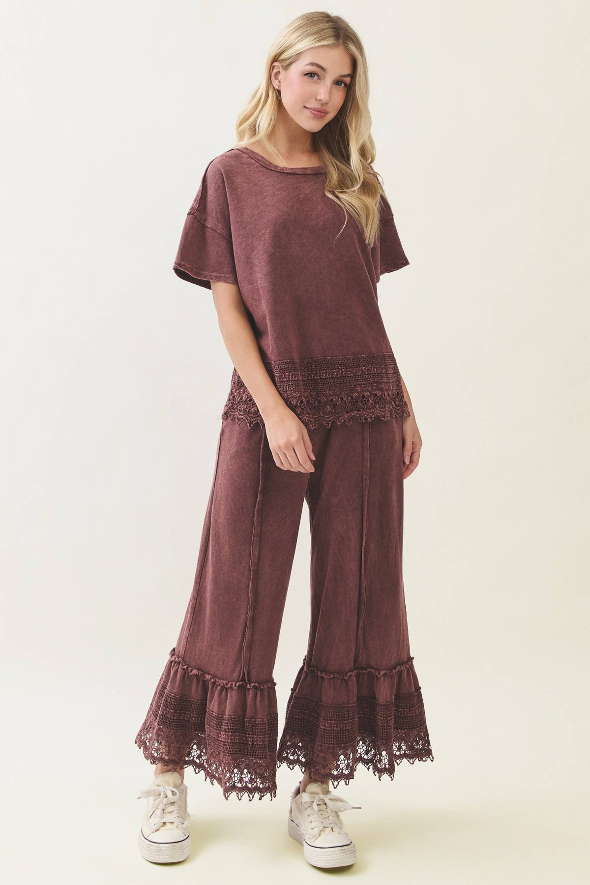 Delicate lace trimmed hem blouse