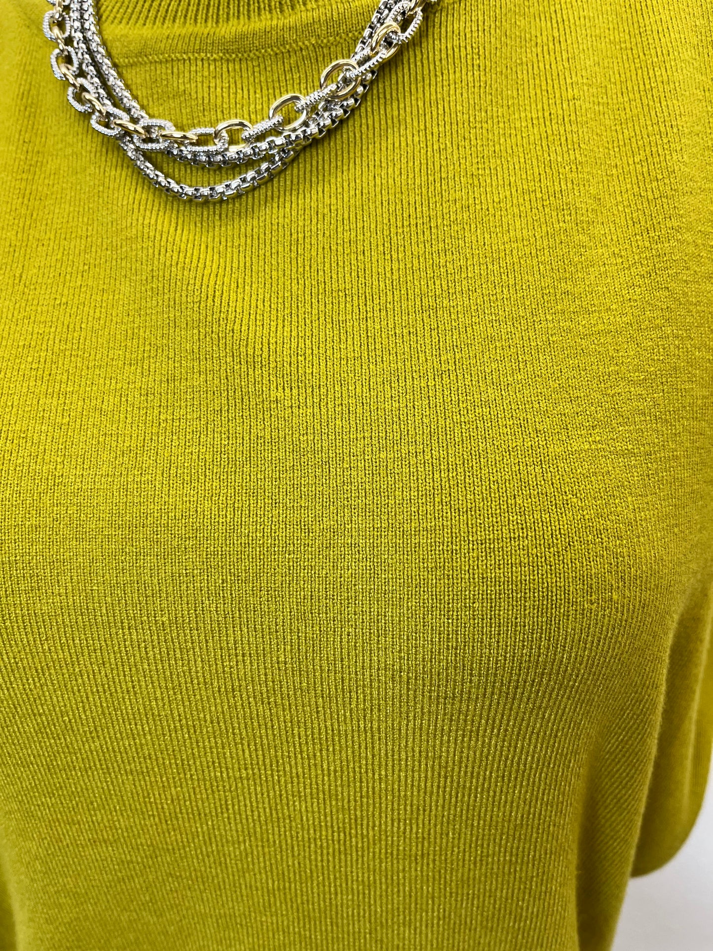 Perfect pitch Green sweater