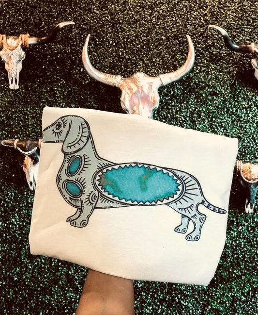 silver weenie dog tee