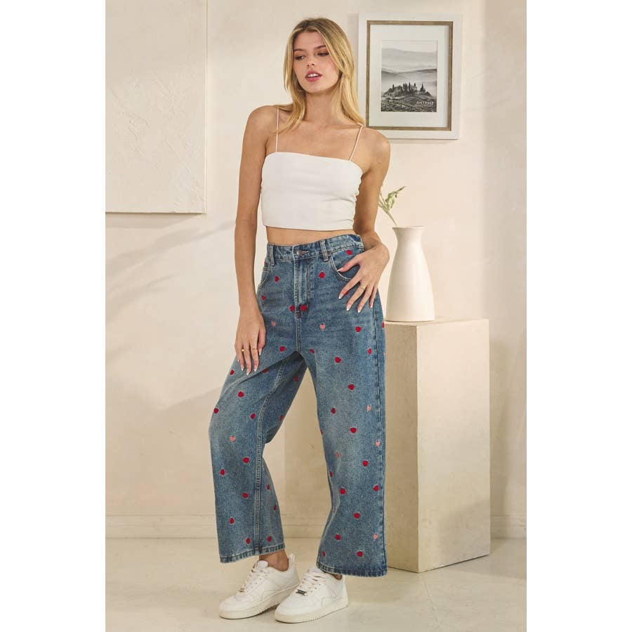 HEART EMBROIDERED BOYFRIEND JEANS