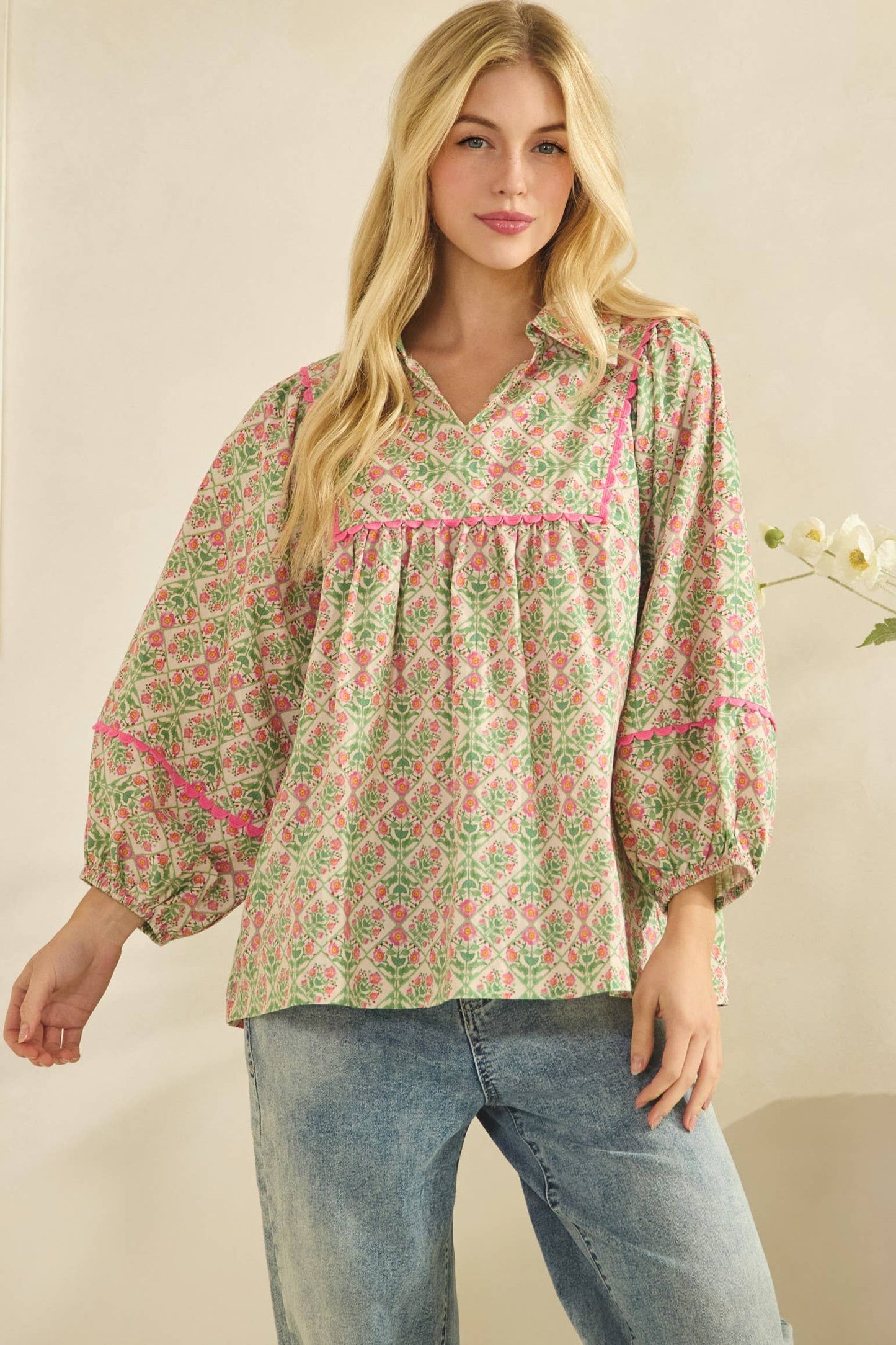 VINTAGE FLORAL PUFF SLEEVE TOP